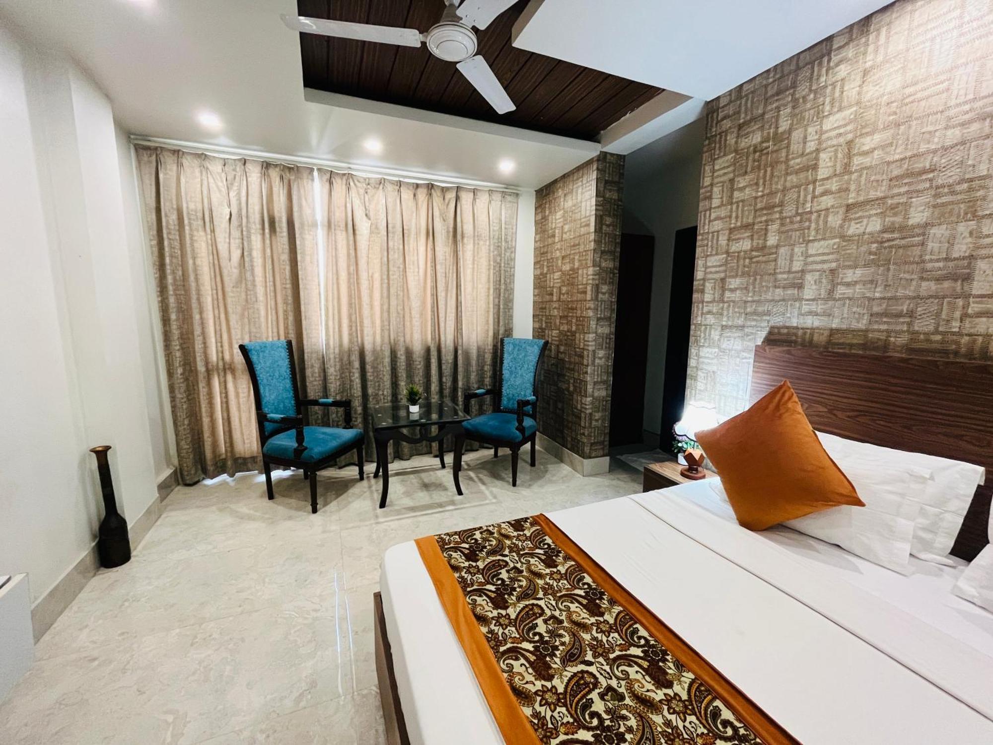 Hotel Dayal Regency, Shushant Lok Sector 29, Near Fortis Hospital Gurgaon Exterior photo