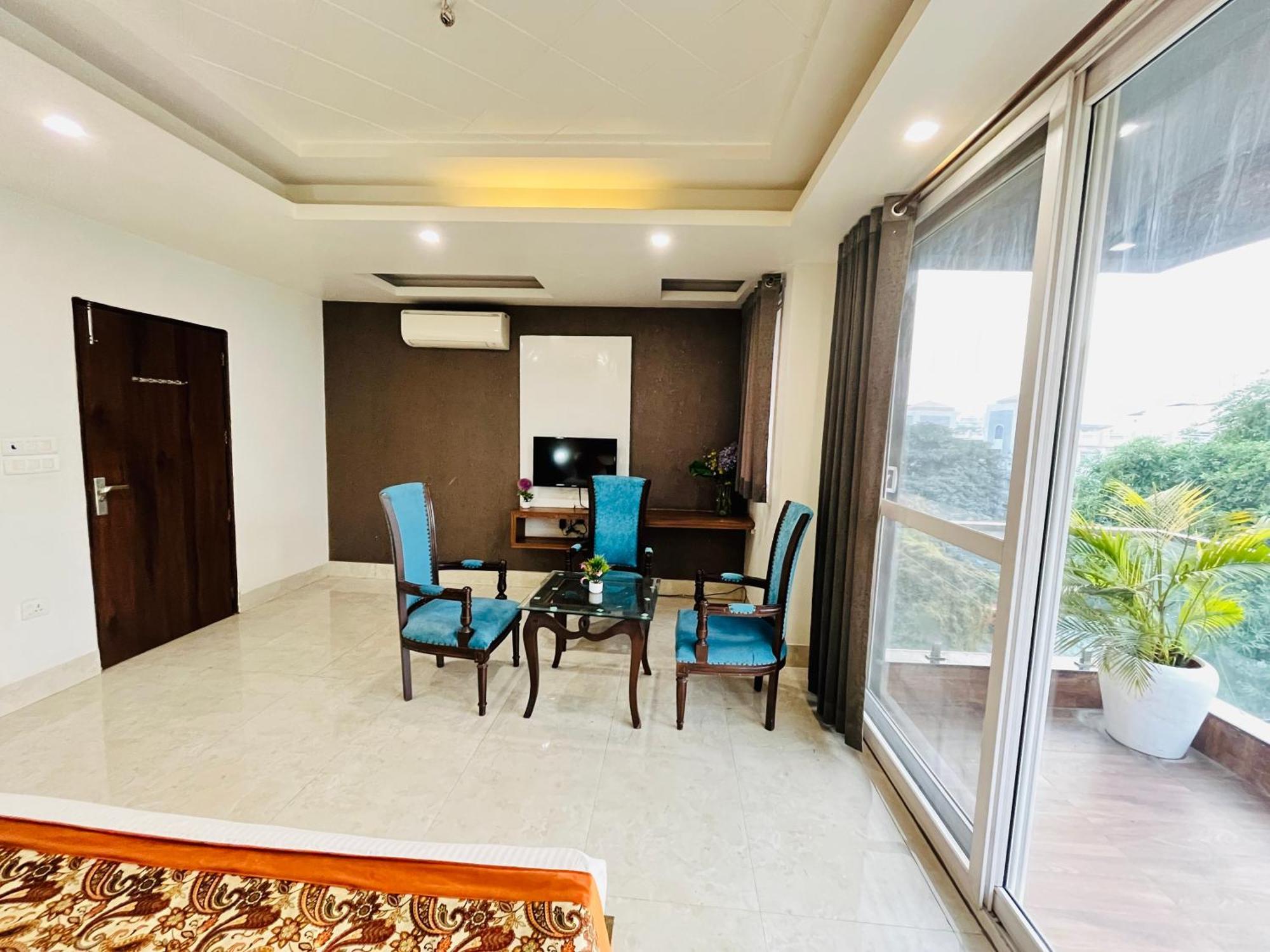 Hotel Dayal Regency, Shushant Lok Sector 29, Near Fortis Hospital Gurgaon Exterior photo