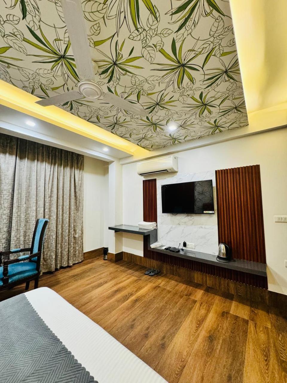 Hotel Dayal Regency, Shushant Lok Sector 29, Near Fortis Hospital Gurgaon Exterior photo