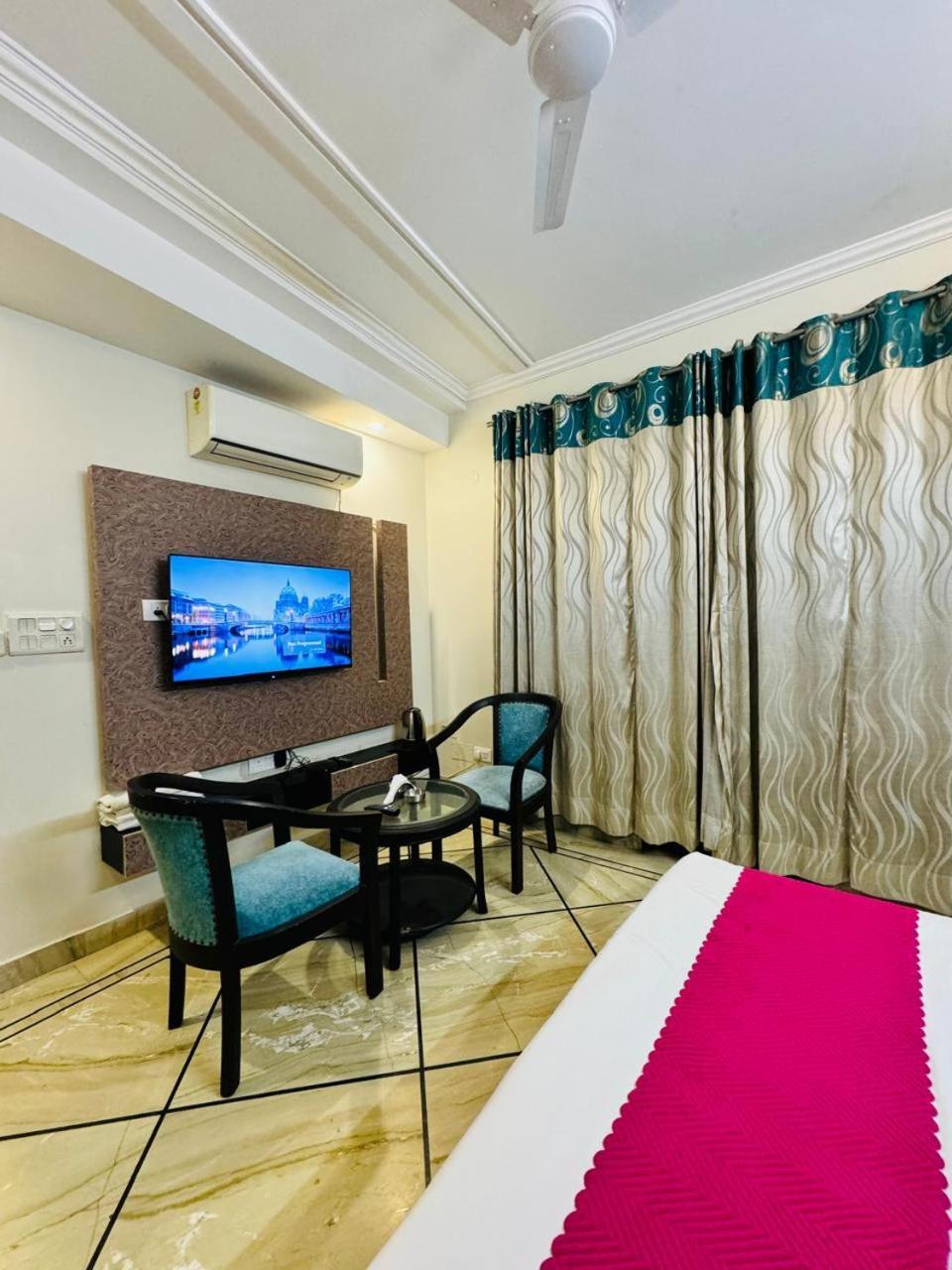 Hotel Dayal Regency, Shushant Lok Sector 29, Near Fortis Hospital Gurgaon Exterior photo
